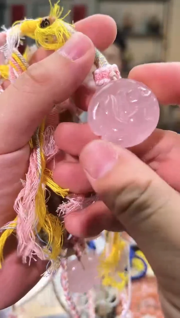 未镶嵌吊坠(赠链)水晶凤九粉水手编吊坠（多样性发一）