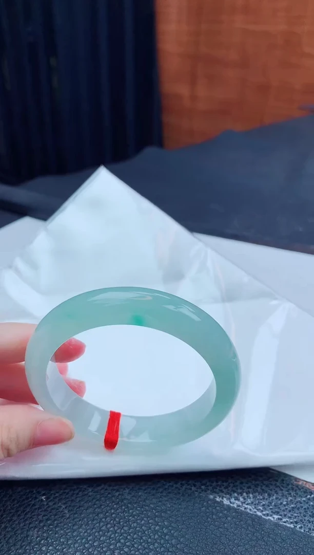 翡翠手镯未镶嵌缅甸天然翡翠A货手镯