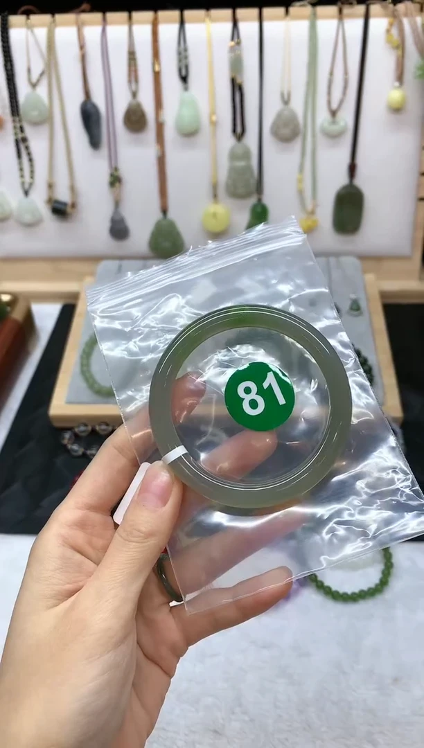 未镶嵌手镯和田玉不***?手镯4