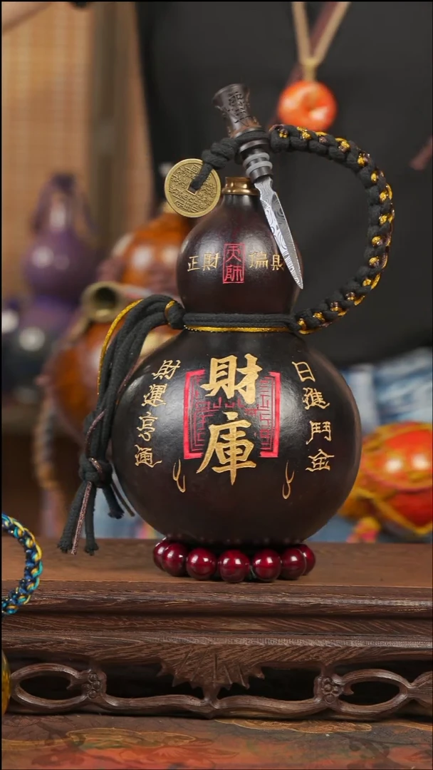 长****迪WT043雕刻款葫芦不包手串