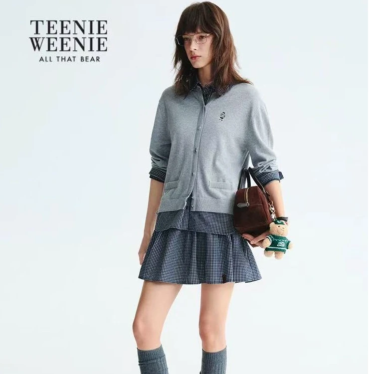 Teenie Weenie宽松型拼接短款长袖毛针织衫休闲毛衣TTCK253801P