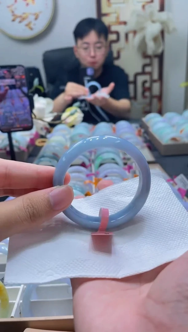 未镶嵌手镯翡翠220-54