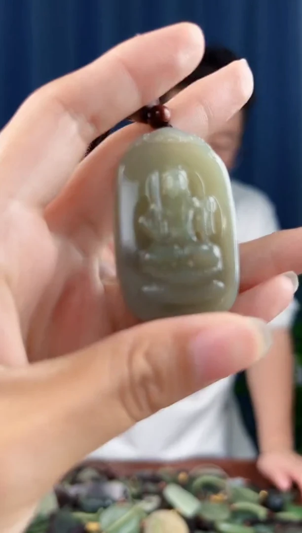 未镶嵌和田玉挂件拍一发一，多样性发货