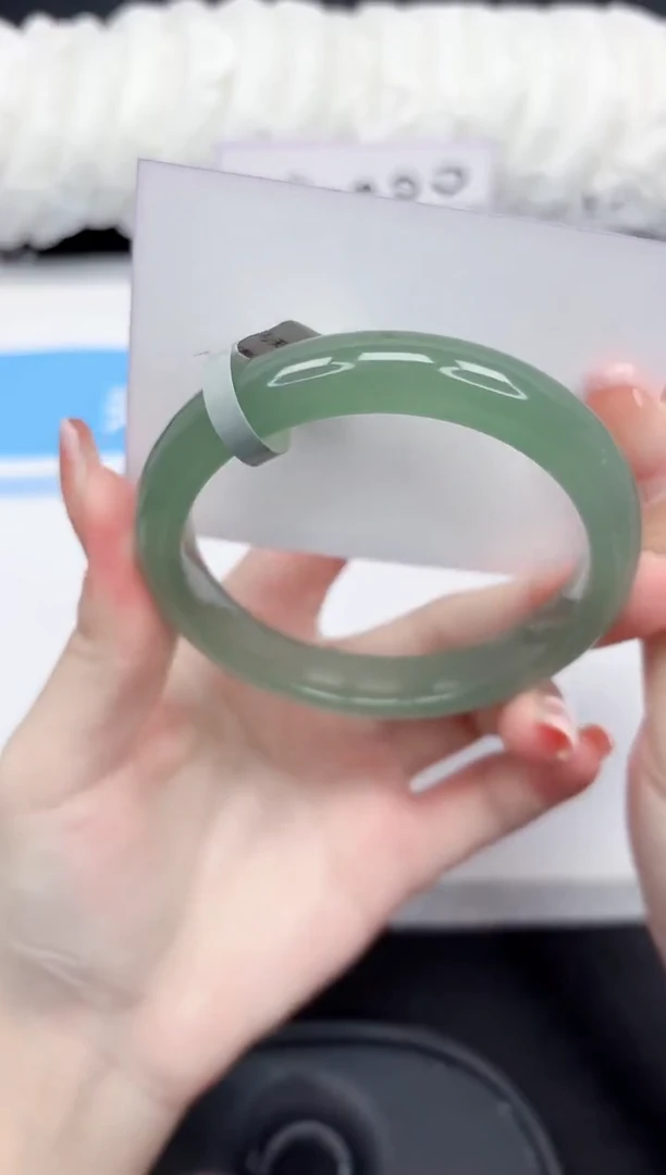 未镶嵌手镯石英质玉17-60