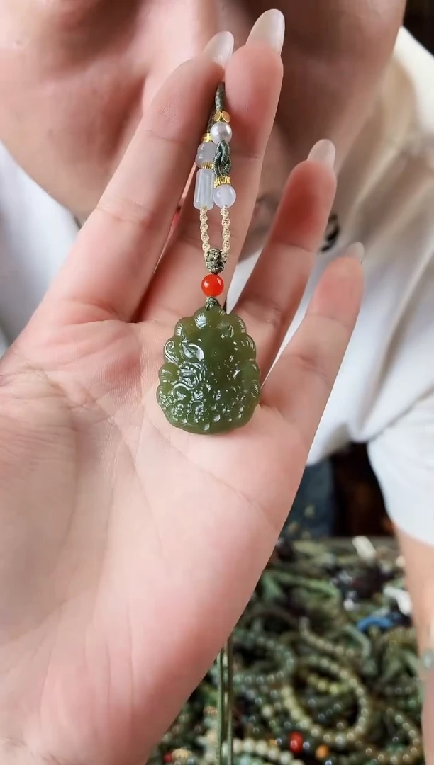 未镶嵌和田玉挂件多样性发货拍一发一