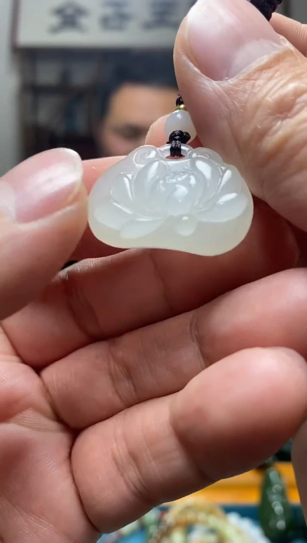 【闪购商品】和田玉挂件未镶嵌60