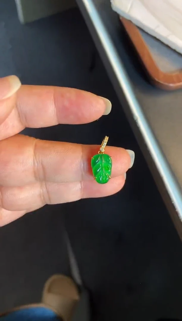 吊坠(不含链)银S925镶嵌翡翠1
