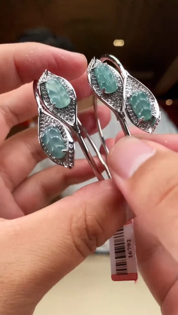 【闪购商品】翡翠颈饰未镶嵌多样性发货（只发一件) *d8