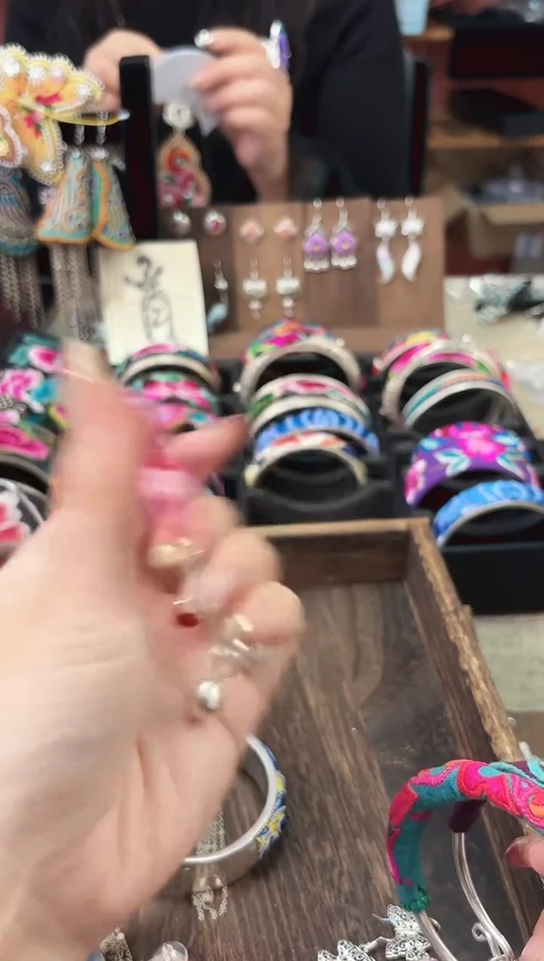 织绣艺枝独绣老绣饰品  69