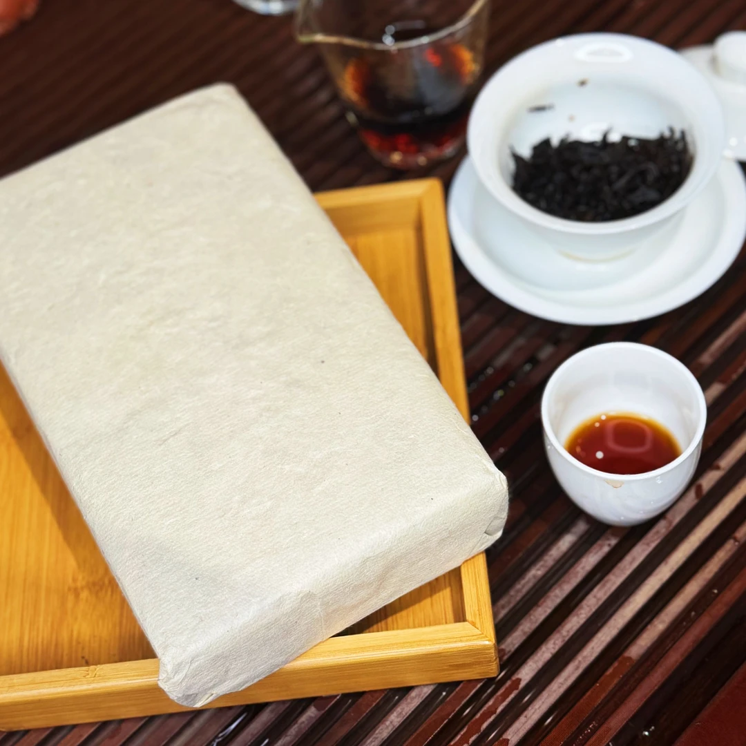 【年度推荐】2008 稀缺野放紫芽 傣棉普洱熟茶砖 1000克