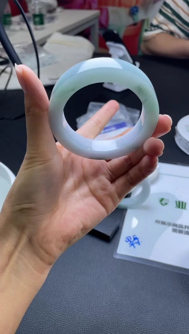 定制翡翠手镯未镶嵌花****℡手镯