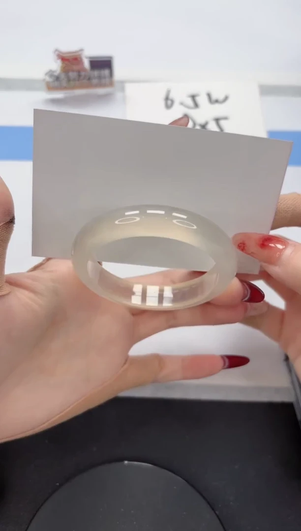 【闪购商品】石英质玉手镯未镶嵌A319-53.2