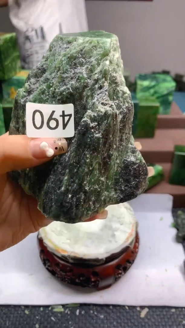 和田玉（碧玉）未镶嵌珠宝半成品490