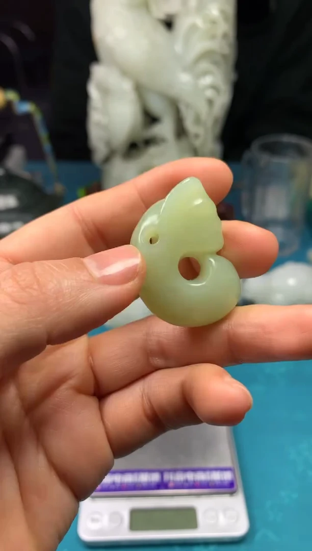 颈饰未镶嵌和田玉拍一发一