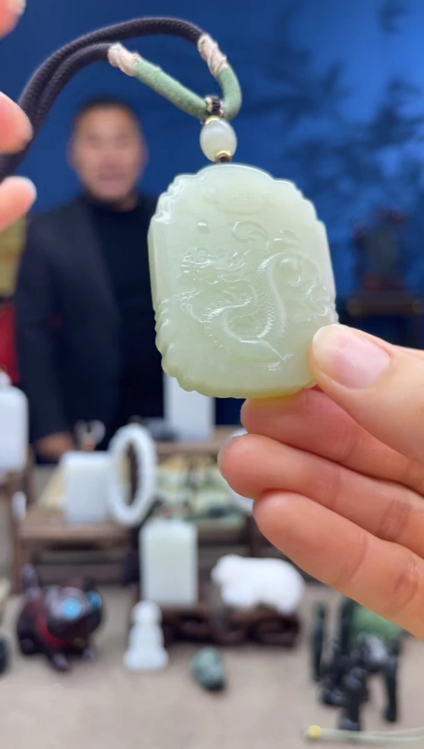 【闪购商品】和田玉颈饰未镶嵌1