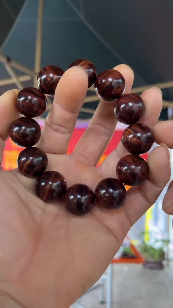 黄花梨/降香黄檀从**对海南黄花梨2.0  手串（  350）