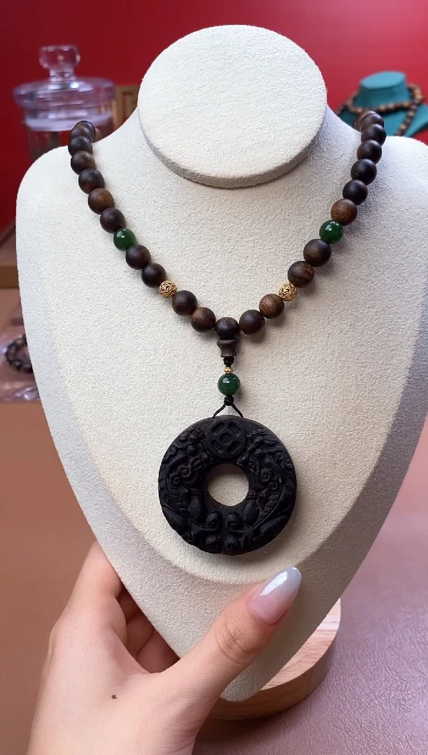 手串沉香木J沉水紫棋08三圈+白棋貔貅环吊坠