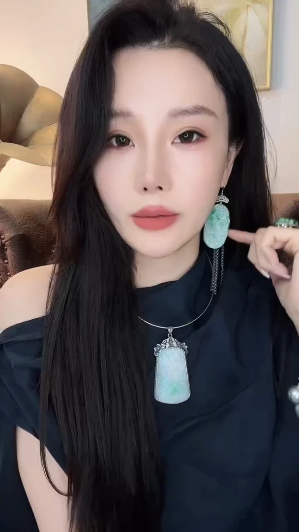 颈饰未镶嵌翡翠喀****）翡翠781