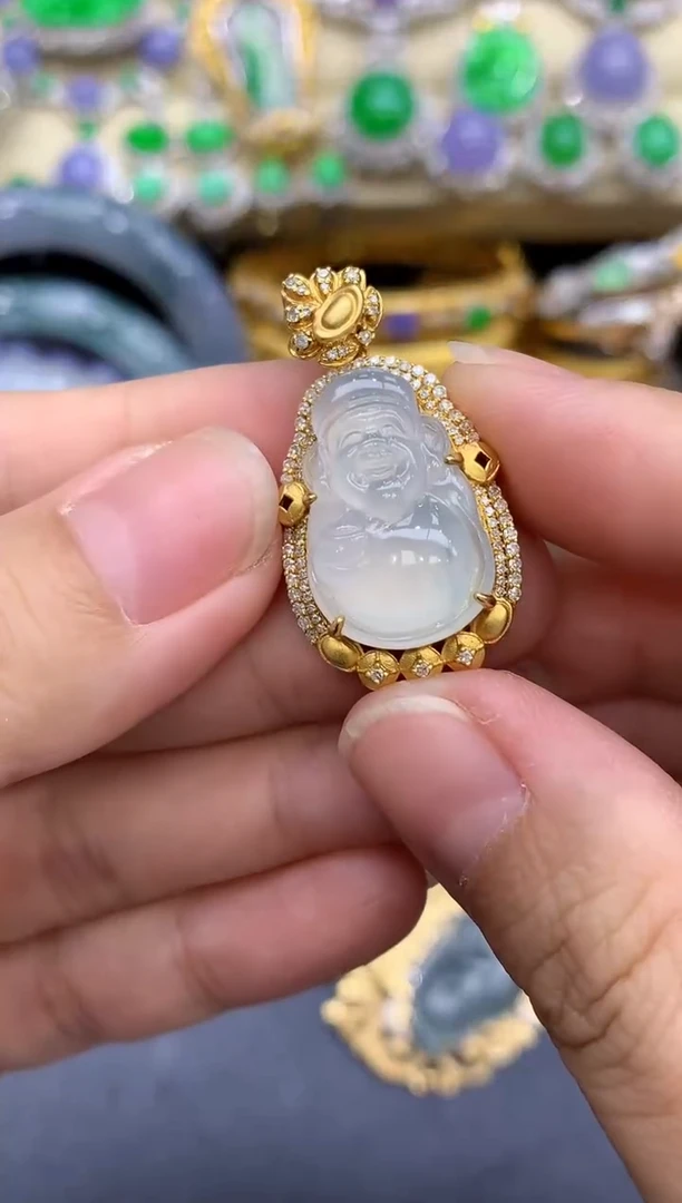 颈饰18K金镶嵌翡翠493-中国好珍宝