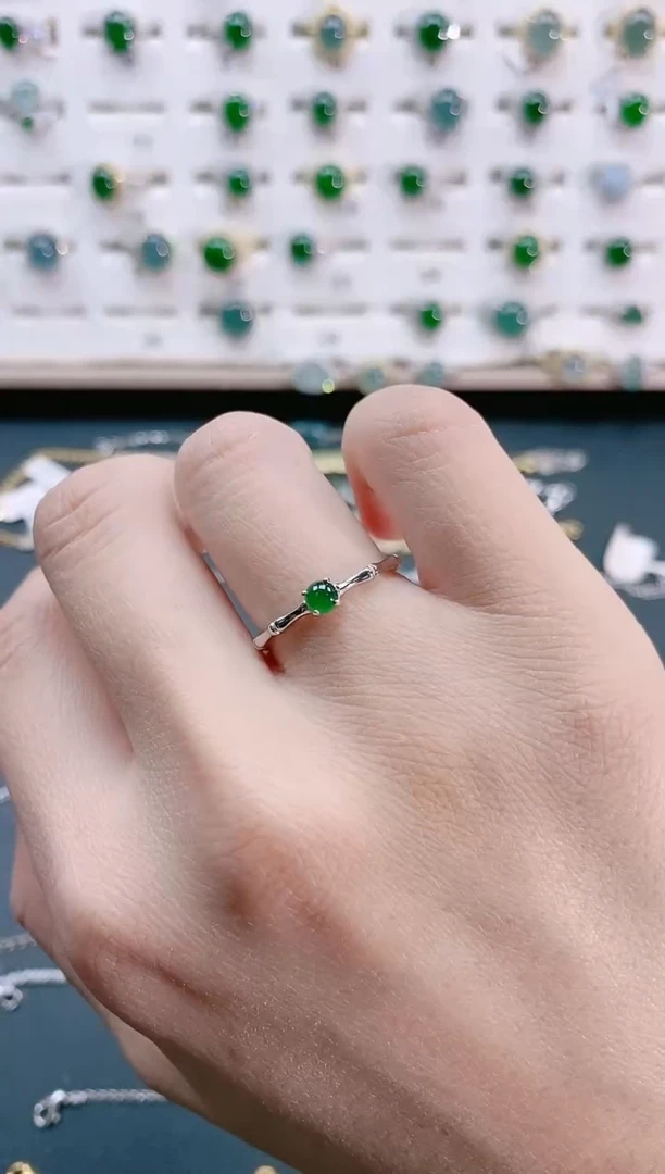 【闪购商品】翡翠戒指银S925镶嵌天然翡翠