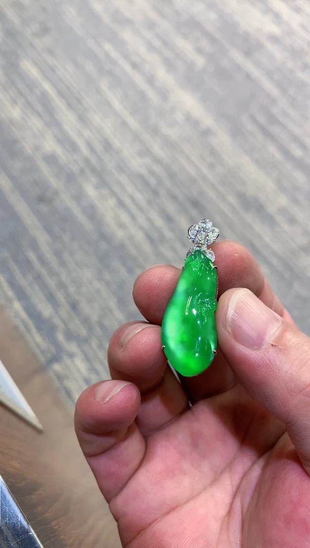 颈饰未镶嵌翡翠天然A货翡翠