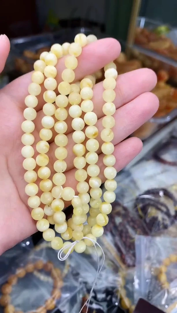 蜜蜡未镶嵌珠宝奇石30