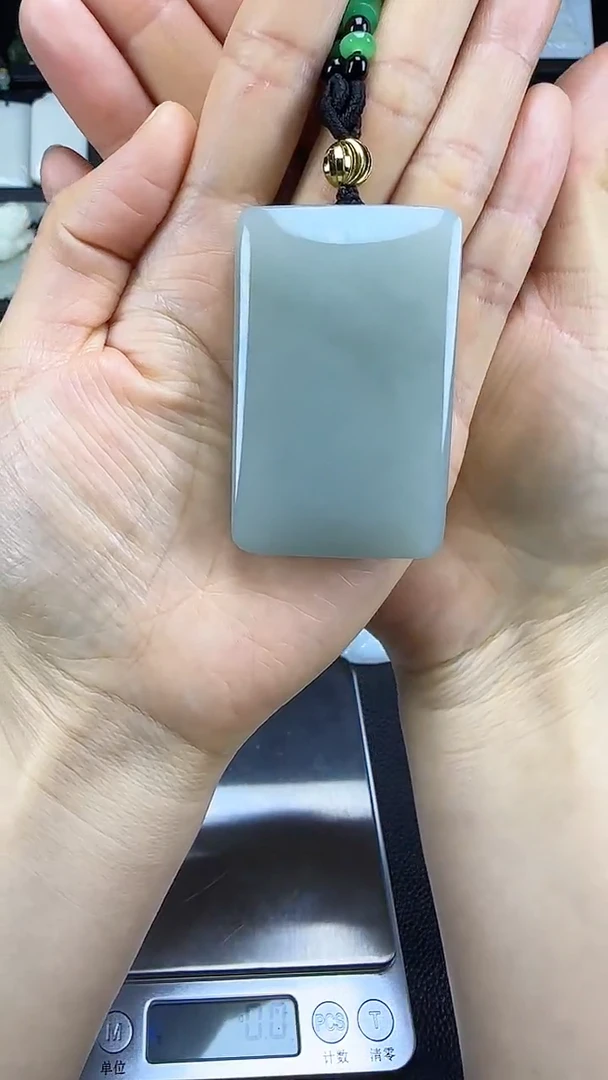 颈饰未镶嵌和田玉无事牌