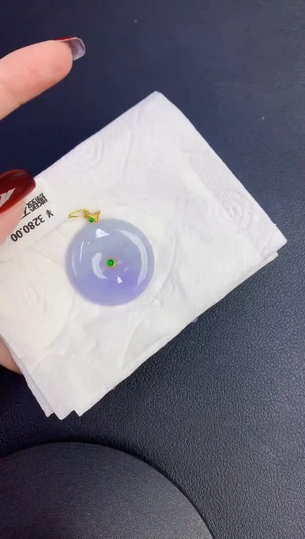 颈饰18K金镶嵌翡翠缅甸天然翡翠A货