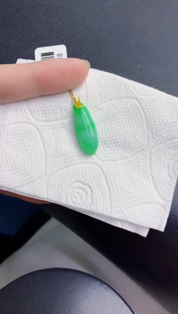颈饰18K金镶嵌翡翠天然翡翠缅甸A货