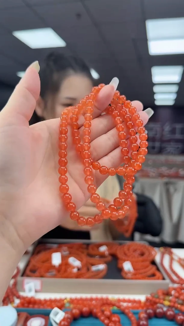 未镶嵌珠串南红玛瑙多样发其一/7/92200199