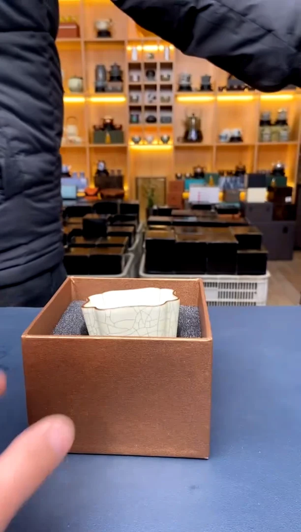 【闪购商品】撤柜高货，价格随便开@@