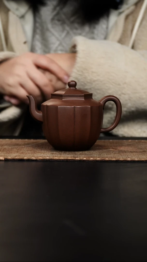 【闪购商品】紫砂茶壶宫灯壶紫泥260cc