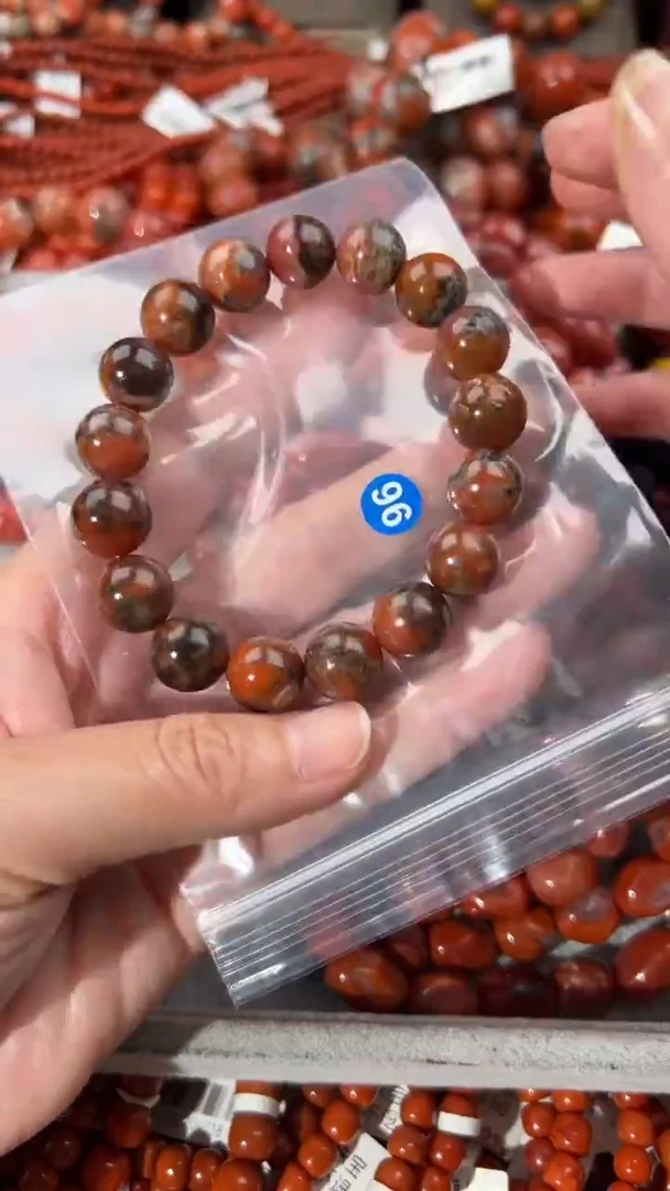 南红玛瑙手串未镶嵌12+