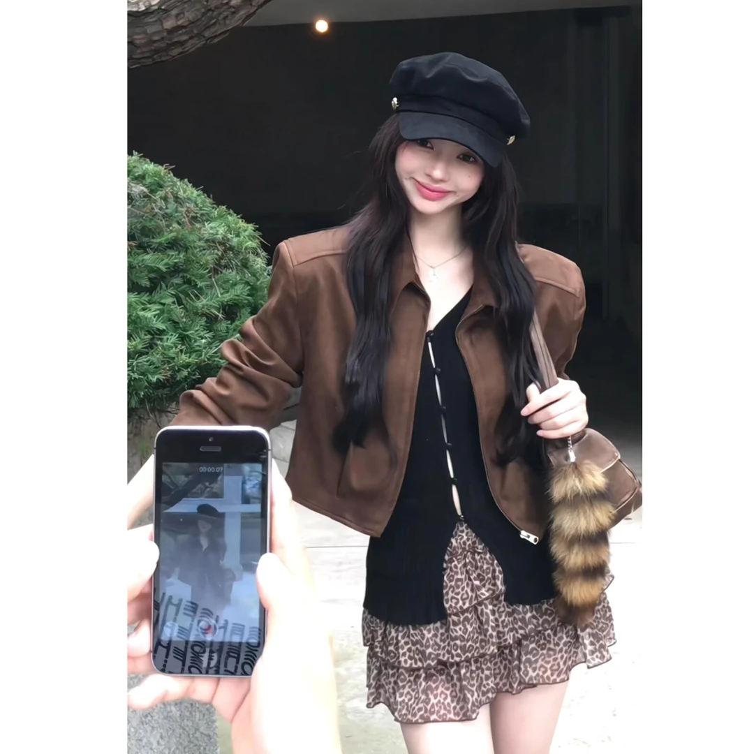 美式复古咖色翻领机车外套女秋季设计感穿搭宽松短款拉链夹克上衣