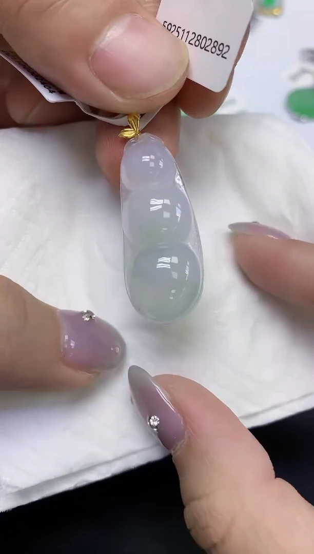 颈饰18K金镶嵌翡翠天然缅甸翡翠A货百元以上9元证书费自理