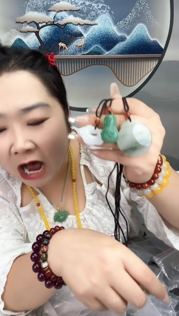 石英质玉白如意绿白菜圆满未镶嵌白如意绿白菜圆满