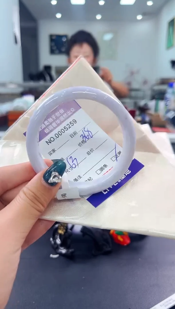 翡翠手镯未镶嵌天然缅甸A货翡翠