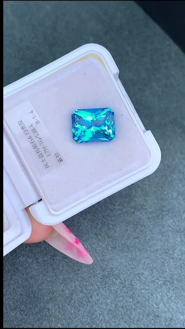 托帕石裸石6.73克拉