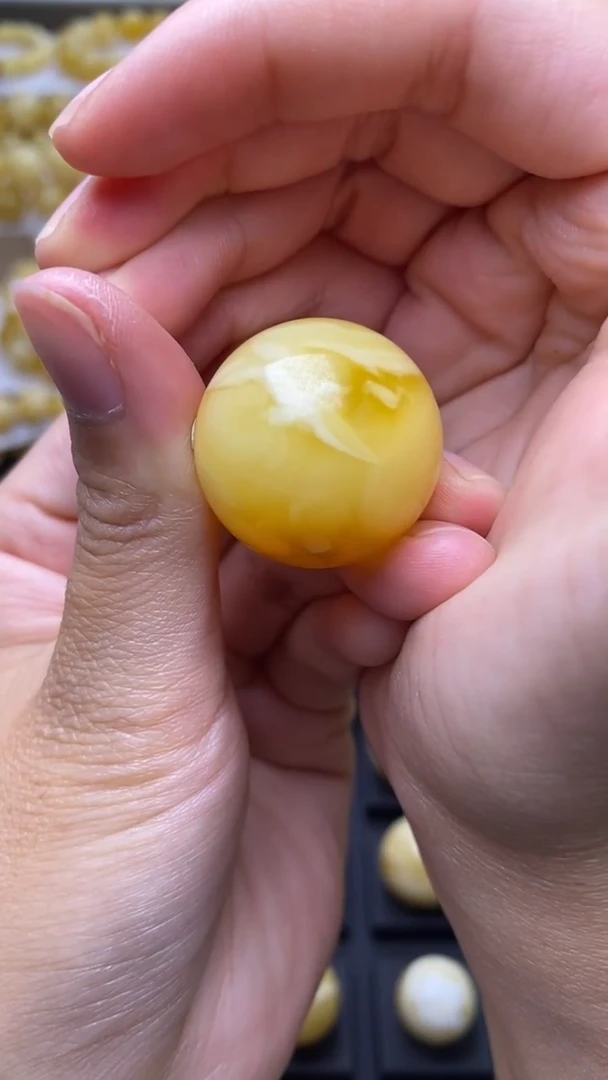 未镶嵌琥珀裸石蜜蜡.28