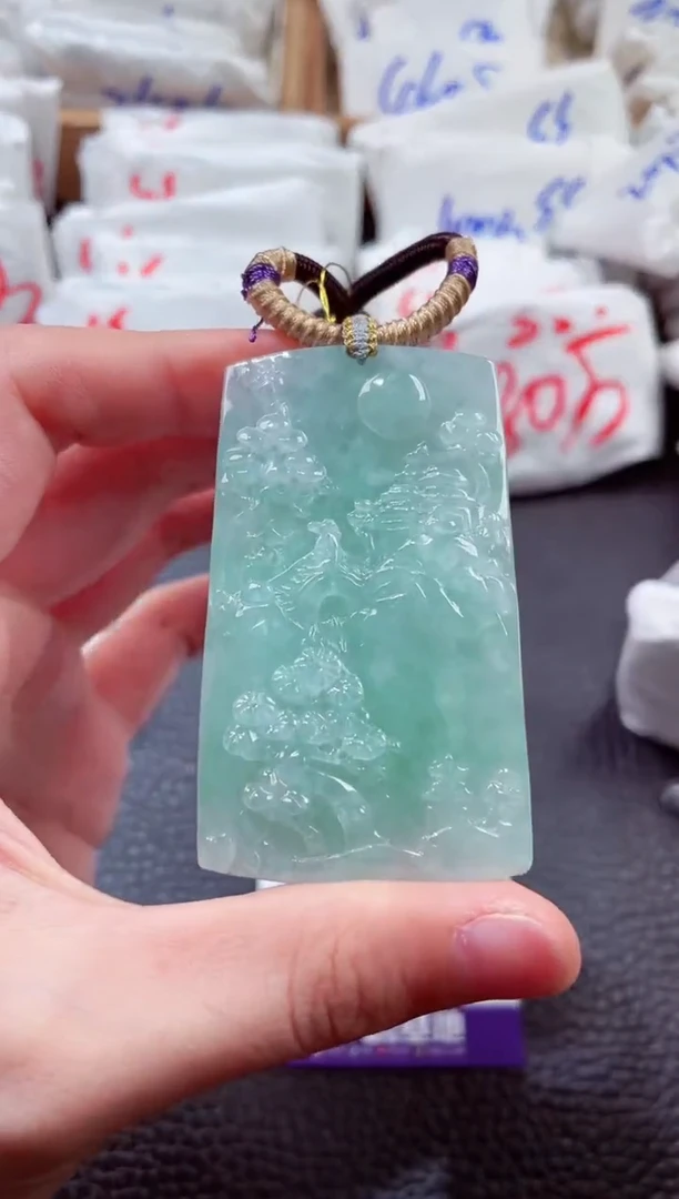 翡翠未镶嵌颈饰00004741