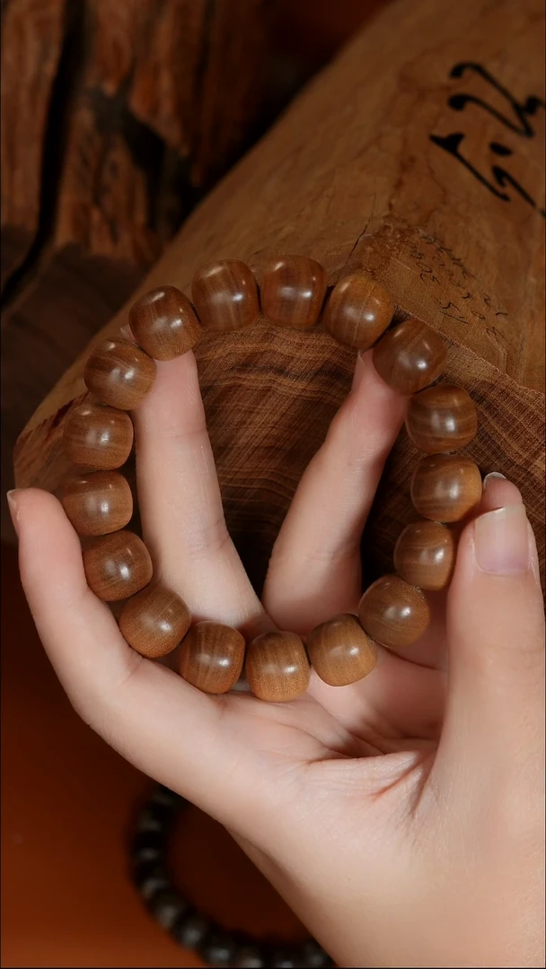 檀香木手串/手链老山檀香老料12*13单圈