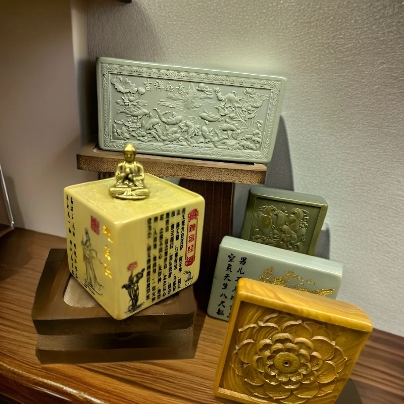 1号 东北松花石、彩虹石，新疆彩玉、泥玉、泥石。家用创意摆设