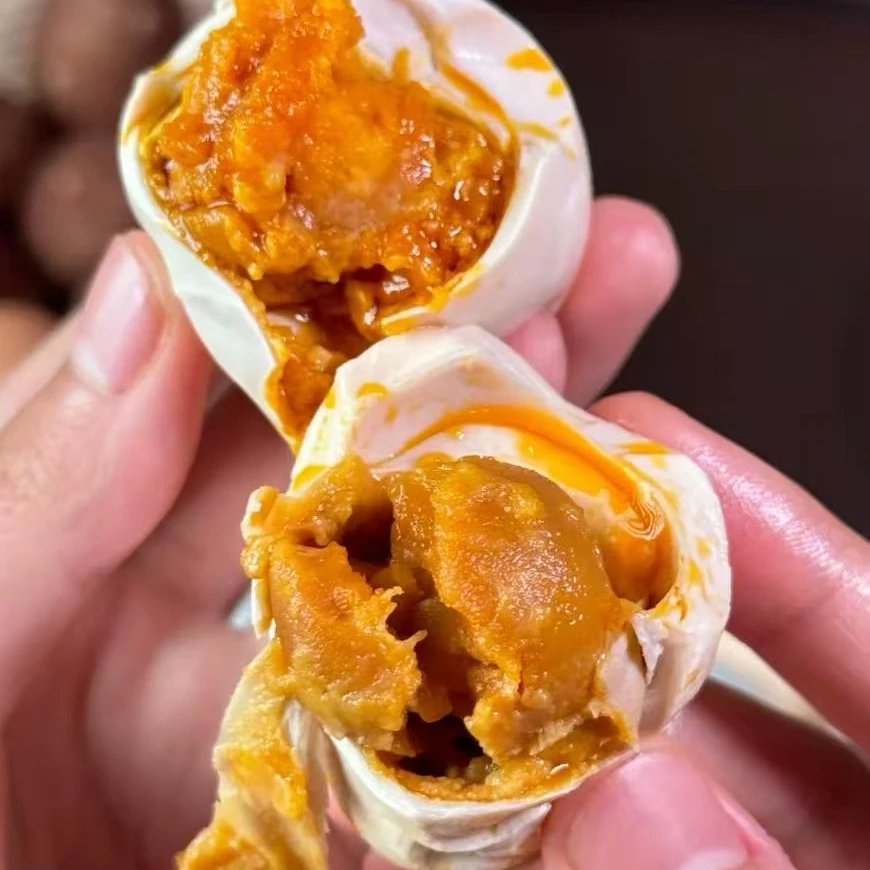 [买10送10]精品咸鸭蛋现蒸现发起沙流油下饭咸淡适中50-60g