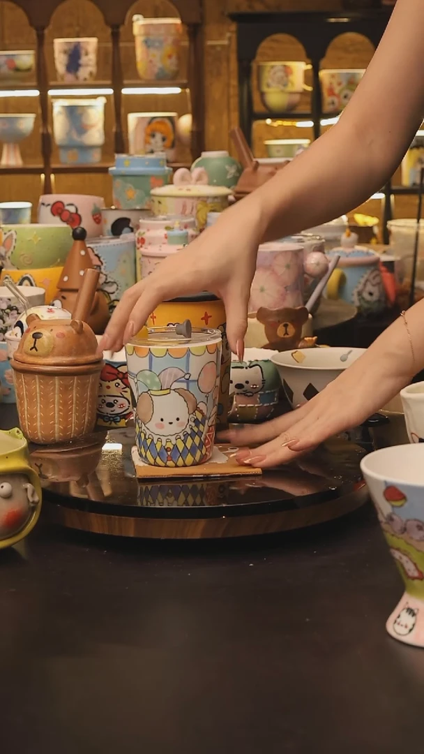 景德镇釉下彩绘设计师款式陶瓷