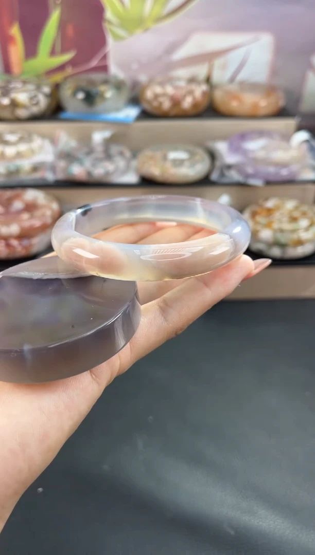 未镶嵌手镯石英质玉62