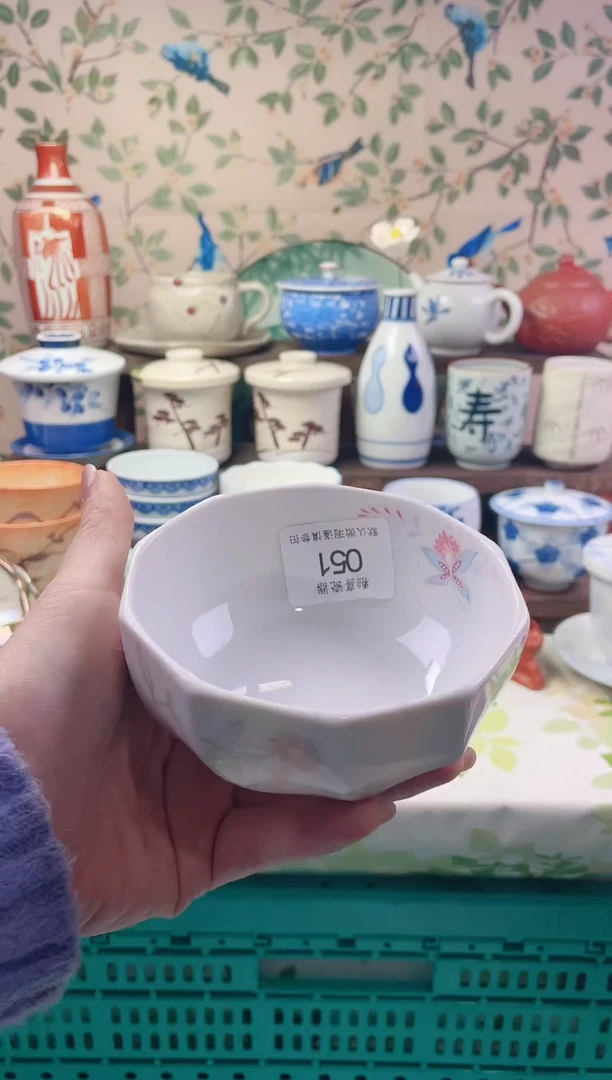 瓷片南****。瓷片瓷片051