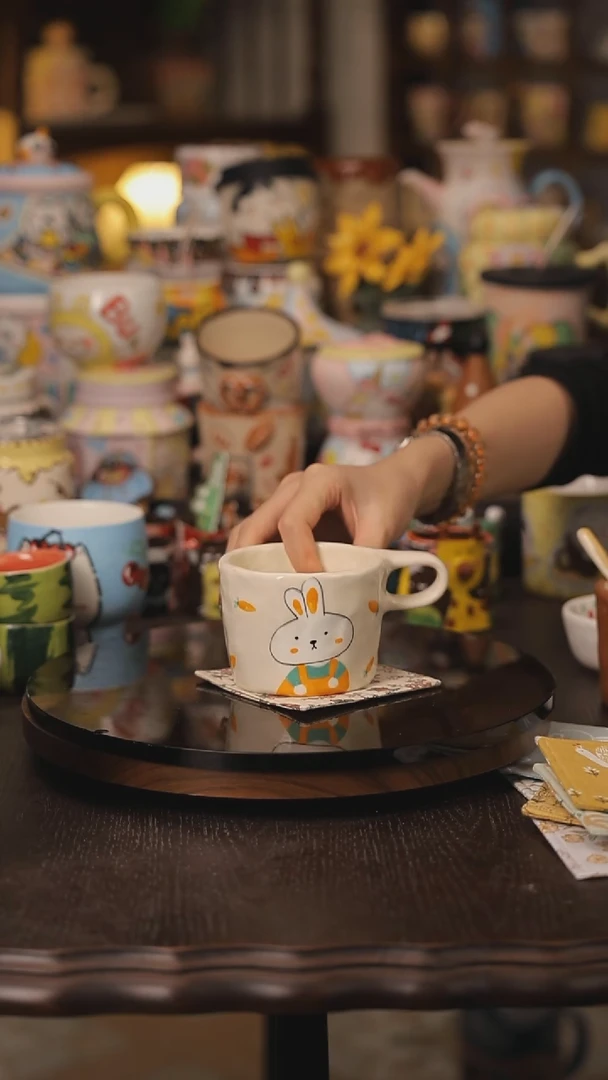 景德镇釉下彩绘设计师款式陶瓷