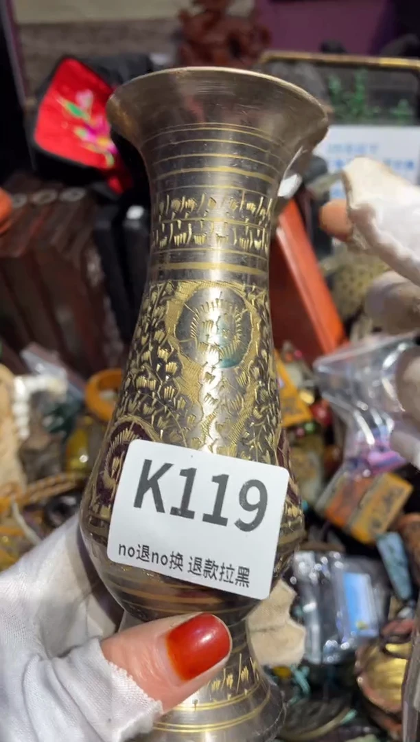 瓷片莉表姐直播所见所得