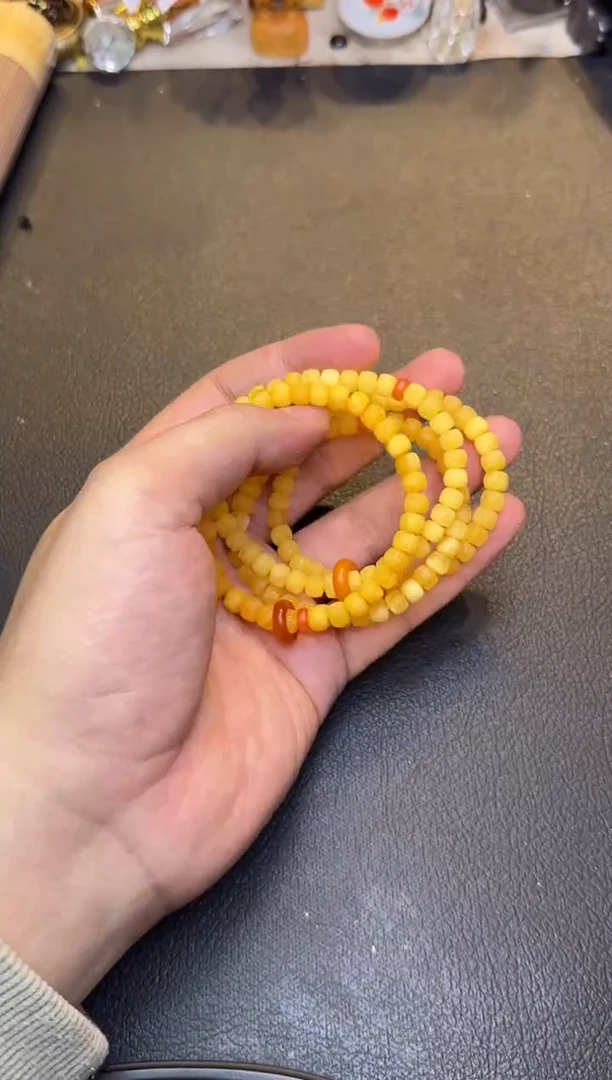 【闪购商品】蜜蜡手链未镶嵌蜜蜡跑环款多样性发其一