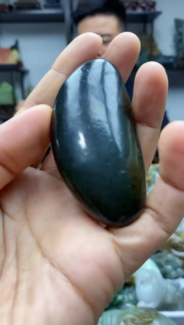未镶嵌和田玉把件1